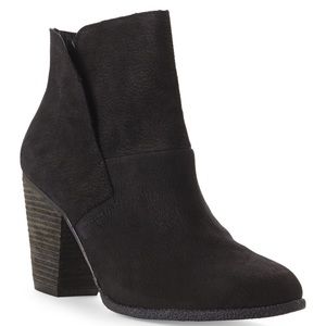 Vince Camuto Block Heel Bootie